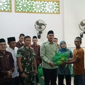 Bupati Sarolangun Puji Sinergi Baznas dan TNI dalam Program Sembako dan Kesehatan Gratis Bupati Sarolangun Puji Sinergi Baznas dan TNI dalam Program Sembako dan Kesehatan Gratis
