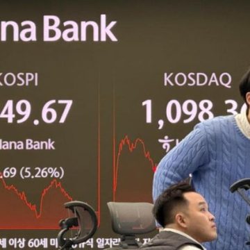 Bursa Korea Selatan Terjun Bebas: Saham KOSPI Anjlok 6%, Sektor Chip dan Otomotif Paling Terpukul
