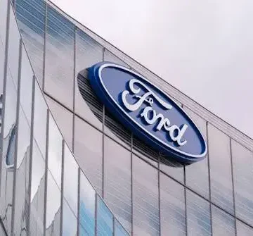 Ford Tarik 380 Ribu Unit SUV karena Cacat pada Kursi Baris Kedua