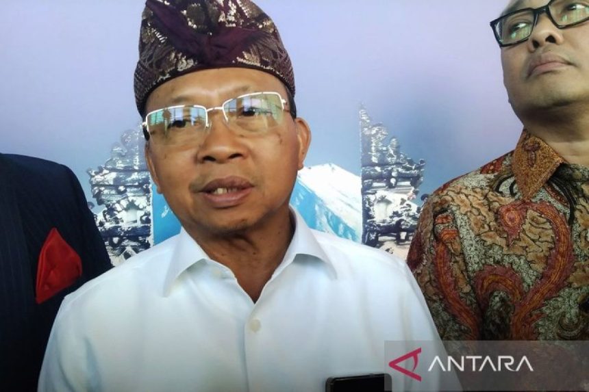 Gubernur Bali Instruksikan Layanan Kesehatan Gratis pada Hari Tumpek Krulut Gubernur Bali Instruksikan Layanan Kesehatan Gratis pada Hari Tumpek Krulut
