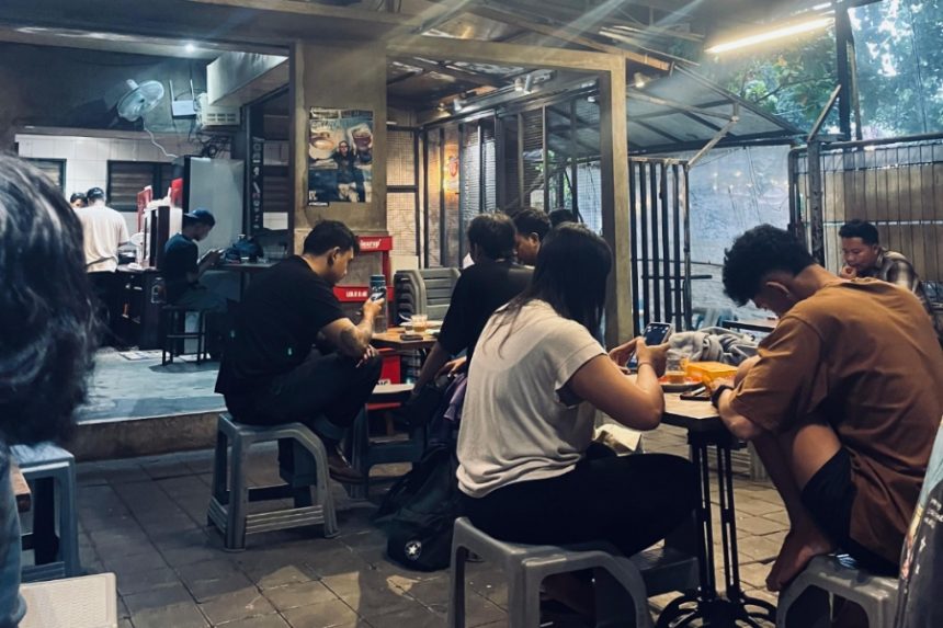 Gubernur Koster Sajikan Kuliner Gratis di 15 UMKM Bali Sambut Tumpek Krulut, Ini Daftarnya
