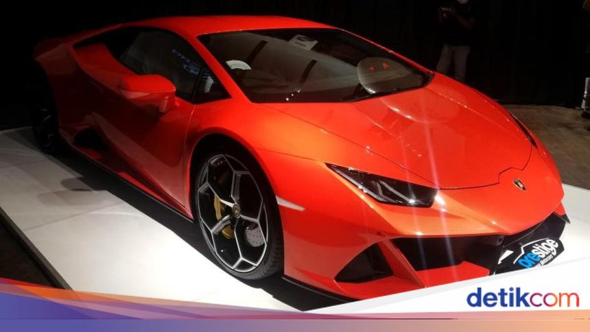 Industri Otomotif Nasional Kian Berdikari, Impor Mobil CBU Anjlok 49%