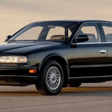 Infiniti Q45: Pelopor Sedan dengan Suspensi Aktif yang Teknologinya Mendahului Zamannya