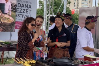 Jelajah Cita Rasa Ottoman Modern: Perpaduan Autentik dan Kekinian Jelajah Cita Rasa Ottoman Modern: Perpaduan Autentik dan Kekinian