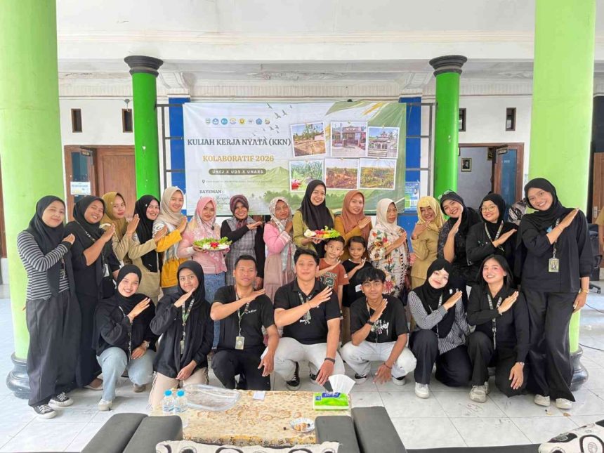 KKN Kolaboratif Desa Bayeman Revitalisasi Kuliner Lokal dengan Pelatihan Inovasi Nasi Goreng Buah Naga
