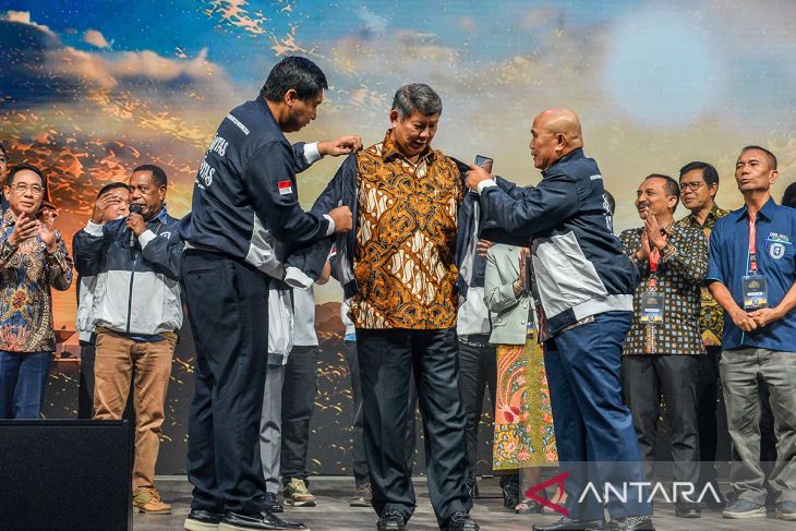 Seminar Nasional Kedaulatan Kesehatan Indonesia Digelar di Bandung Seminar Nasional Kedaulatan Kesehatan Indonesia Digelar di Bandung