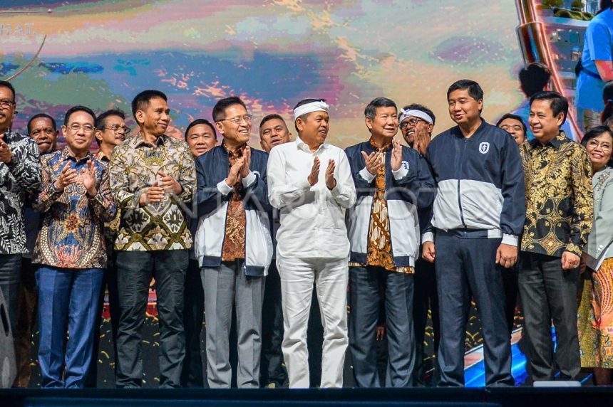 Seminar Nasional Kedaulatan Kesehatan Indonesia Sukses Digelar di Bandung Seminar Nasional Kedaulatan Kesehatan Indonesia Sukses Digelar di Bandung
