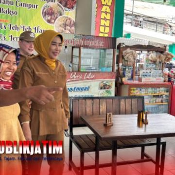 Sentra Kuliner Gajah Mada Sidoarjo Disiapkan Bersolek Total, Wabup Mimik Idayana Lakukan Inspeksi Mendadak Sentra Kuliner Gajah Mada Sidoarjo Disiapkan Bersolek Total, Wabup Mimik Idayana Lakukan Inspeksi Mendadak