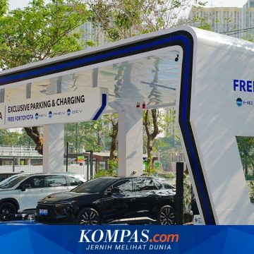 Toyota Perluas Jaringan Pengisian Daya Gratis untuk Mobil Listrik di Bekasi Toyota Perluas Jaringan Pengisian Daya Gratis untuk Mobil Listrik di Bekasi