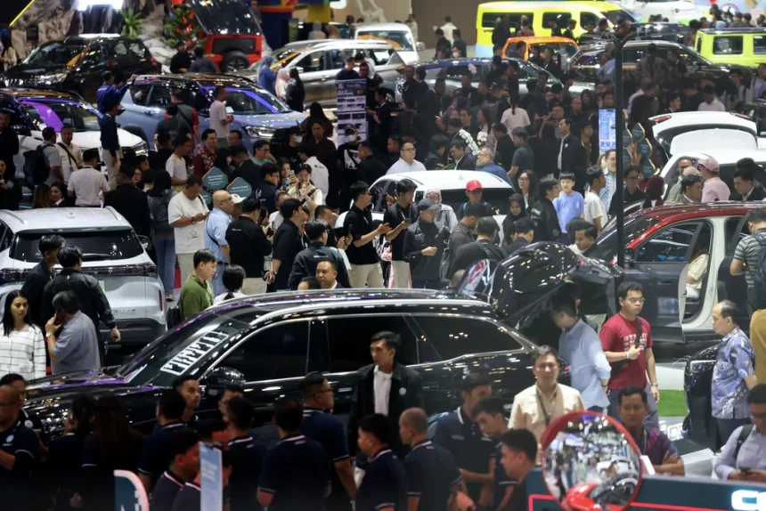 Transformasi Sektor Otomotif: Dari Pasar Konsumen Menjadi Pusat Produksi