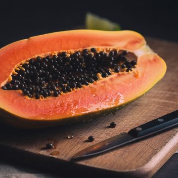11 Khasiat Pepaya: Nutrisi Lengkap dan Risiko yang Perlu Diwaspadai