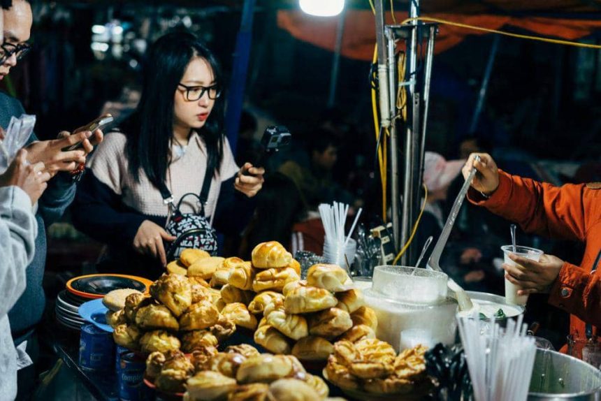20 Kota Dunia dengan Kuliner Kaki Lima Terbaik 2026
