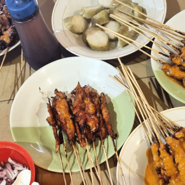 5 Surga Kuliner Tersembunyi di Ponorogo yang Bikin Ketagihan 5 Surga Kuliner Tersembunyi di Ponorogo yang Bikin Ketagihan