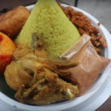 7 Hidangan Tradisional untuk Rayakan Kemerdekaan, dari Klepon hingga Tumpeng