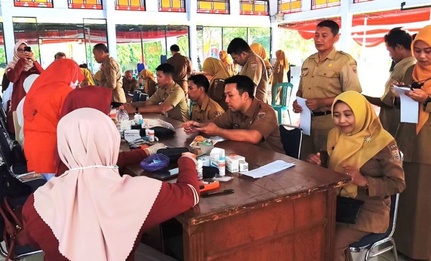 Bebas dari Penyakit, ASN dan Warga Batang Serbu CKG