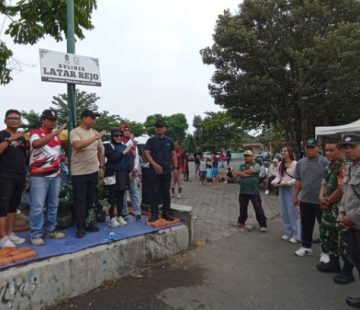 Bhabinkamtibmas Tegalrejo Kawal Peluncuran Taman Kuliner 'Latar Rejo' di Monumen Diponegoro Bhabinkamtibmas Tegalrejo Kawal Peluncuran Taman Kuliner ‘Latar Rejo’ di Monumen Diponegoro