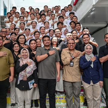 Bobby Nasution Sediakan Beasiswa untuk Mahasiswa Poltekkes Gunungsitoli, Dorong Lahirnya Tenaga Kesehatan Asal Kepulauan Nias Bobby Nasution Sediakan Beasiswa untuk Mahasiswa Poltekkes Gunungsitoli, Dorong Lahirnya Tenaga Kesehatan Asal Kepulauan Nias