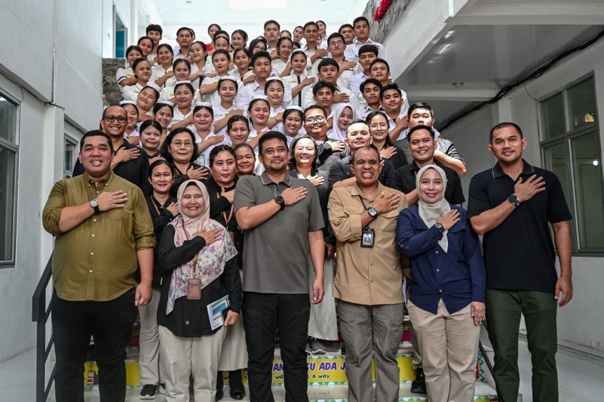Bobby Nasution Sediakan Beasiswa untuk Mahasiswa Poltekkes Gunungsitoli, Dorong Lahirnya Tenaga Kesehatan Asal Kepulauan Nias
