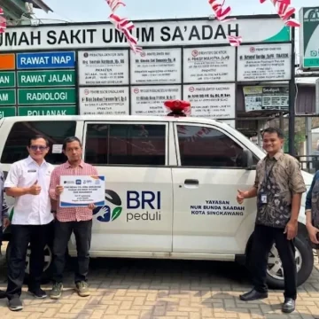 BRI Peduli Salurkan Mobil Kesehatan ke RSU Sa’adah Singkawang