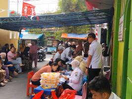 Cek Kesehatan Gratis di Taman Sari: 100 Warga RW 02 Antusias Berpartisipasi
