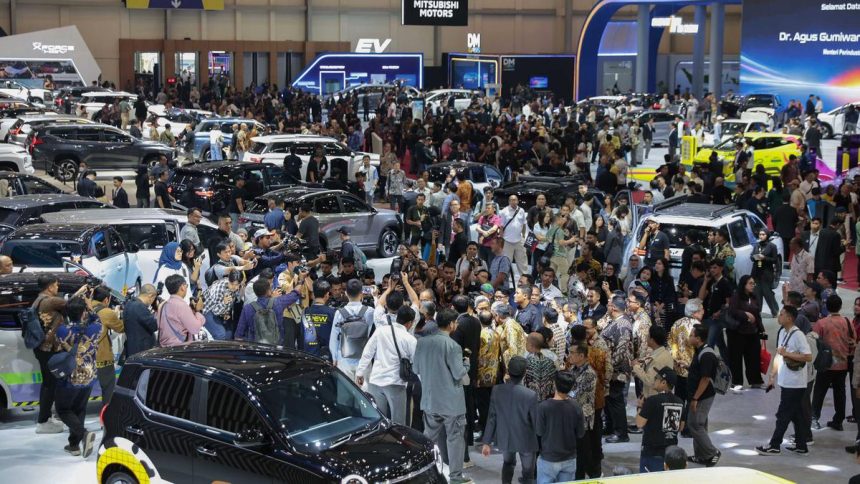 Dominasi Astra di Pasar Mobil Nasional 50%, BYD Mulai Beri Tekanan