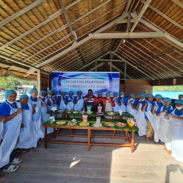 Dorong Ekonomi Lokal, Ketua UMKM PBD Gelar Pelatihan Inovasi Mie Sagu di Raja Ampat