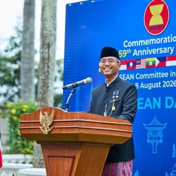 Duta Besar Witjaksono Adji Memperkenalkan Kelezatan Kuliner Nusantara pada Perayaan ASEAN Day