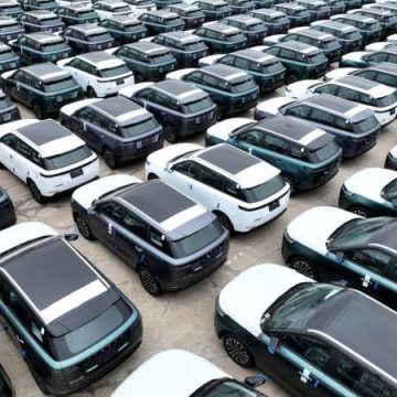 Ekspor Mobil China Meningkat Tajam Meski Penjualan Domestik Anjlok, Mengancam Dominasi Toyota dan Volkswagen
