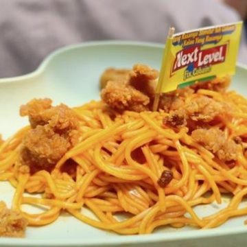 Fenomena FOMO Kuliner pada Gen Z: Dorongan untuk Selalu Mencoba Makanan Baru Fenomena FOMO Kuliner pada Gen Z: Dorongan untuk Selalu Mencoba Makanan Baru
