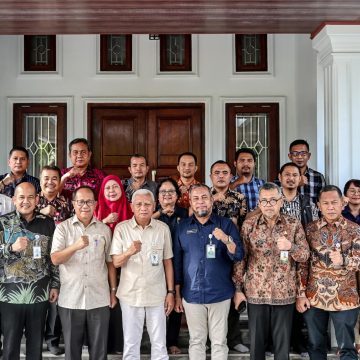 Gunungsitoli Raih Target UHC, Wagub Surya Dorong Penguatan Layanan Kesehatan Berkelanjutan