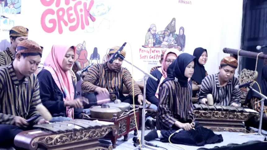 Gus Yani Resmikan Festival Menjadi Gresik, Angkat Kuliner dan Budaya Lokal di Kampung Kemasan