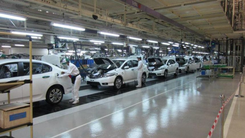 Indonesia dan Thailand Bersaing: Strategi Pajak Baru untuk Menarik Investasi Toyota Indonesia dan Thailand Bersaing: Strategi Pajak Baru untuk Menarik Investasi Toyota