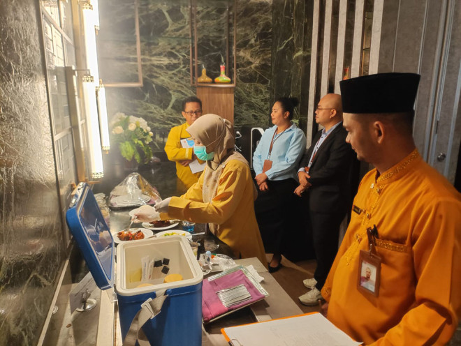 Inspeksi Kesehatan Lingkungan oleh Dinkes Kobar di Hotel Mercure Pangkalan Bun Inspeksi Kesehatan Lingkungan oleh Dinkes Kobar di Hotel Mercure Pangkalan Bun