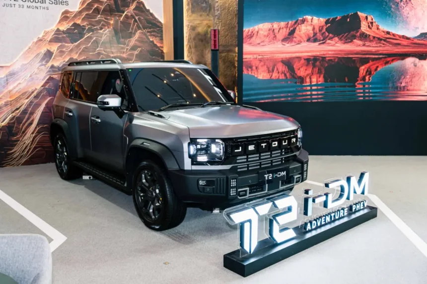 JETOUR T2 i-DM Pamer Jarak Tempuh 1.200 Km di GIIAS Surabaya 2026