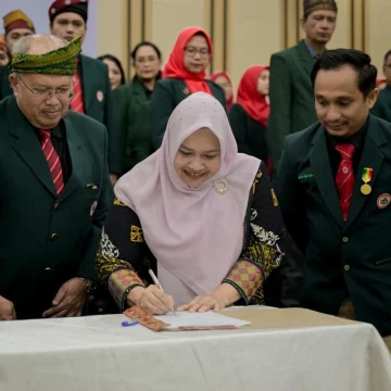 Kasmarni Lantik Pengurus IDI Bengkalis: Anggaran Terbatas Bukan Halangan untuk Jaga Mutu Layanan Kesehatan