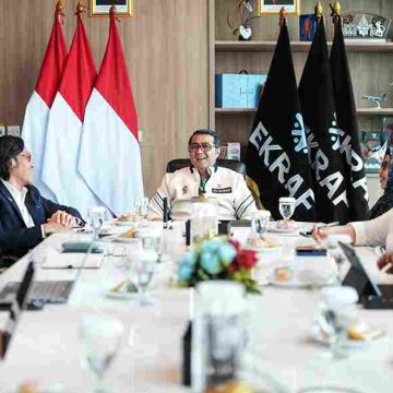 Kementerian Ekraf Perkuat Industri Otomotif Nasional Lewat FIA Rallycross World Cup 2026 Kementerian Ekraf Perkuat Industri Otomotif Nasional Lewat FIA Rallycross World Cup 2026