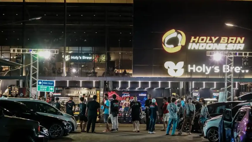 Keseruan Car Meet Up Night Session 2: 400 Mobil Meriahkan Malam Keseruan Car Meet Up Night Session 2: 400 Mobil Meriahkan Malam