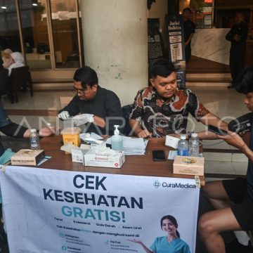Keseruan Fun Walk BPJS Kesehatan di HBKB Rasuna Said