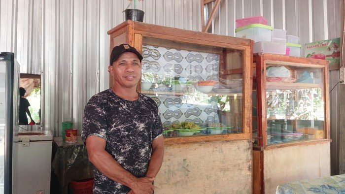 Kisah Sukses Anggota Teladan Kopdit Pintu Air di Flotim Kembangkan Usaha Kuliner Kisah Sukses Anggota Teladan Kopdit Pintu Air di Flotim Kembangkan Usaha Kuliner