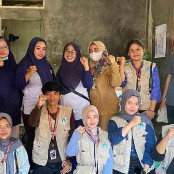 KKM 35 Untirta Adakan Pemeriksaan Kesehatan Gratis untuk Warga Pasanggrahan KKM 35 Untirta Adakan Pemeriksaan Kesehatan Gratis untuk Warga Pasanggrahan