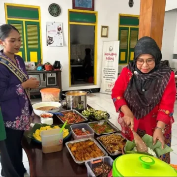 Kolaborasi Kreatif: Wadon KOOD dan Moka Perkenalkan Cita Rasa Khas Betawi Depok Kolaborasi Kreatif: Wadon KOOD dan Moka Perkenalkan Cita Rasa Khas Betawi Depok