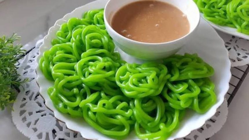 Kue Putu Mayang: Kuliner Tradisional yang Tak Lekang oleh Zaman