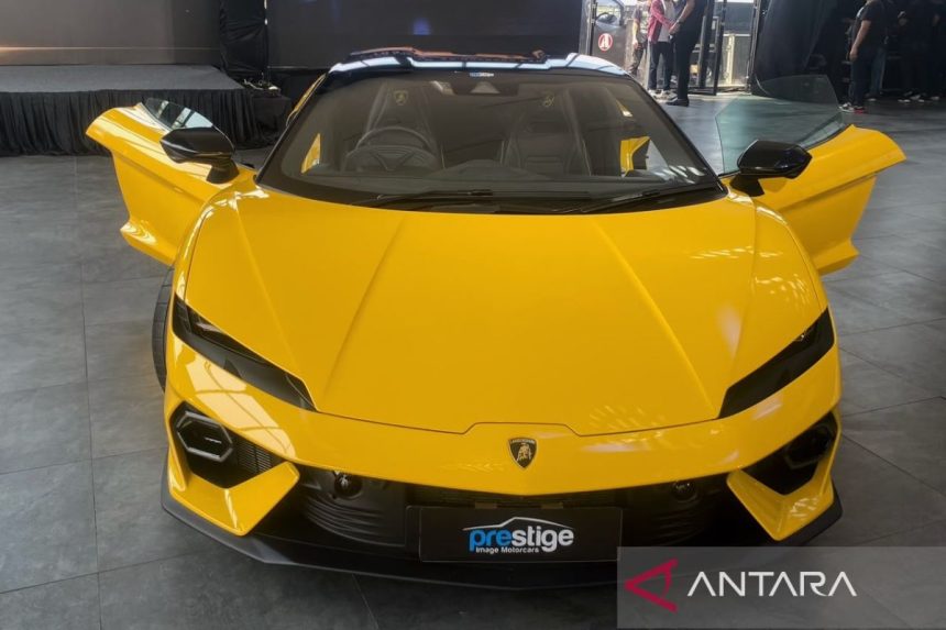 Lamborghini Ucapkan Selamat Tinggal pada Transmisi Manual Lamborghini Ucapkan Selamat Tinggal pada Transmisi Manual