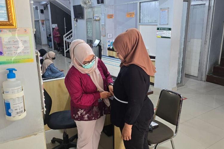 Layanan Cek Kesehatan Gratis: Bukan Sekadar Diagnosis, Pasien Ditemani Hingga Tahap Pengobatan Layanan Cek Kesehatan Gratis: Bukan Sekadar Diagnosis, Pasien Ditemani Hingga Tahap Pengobatan