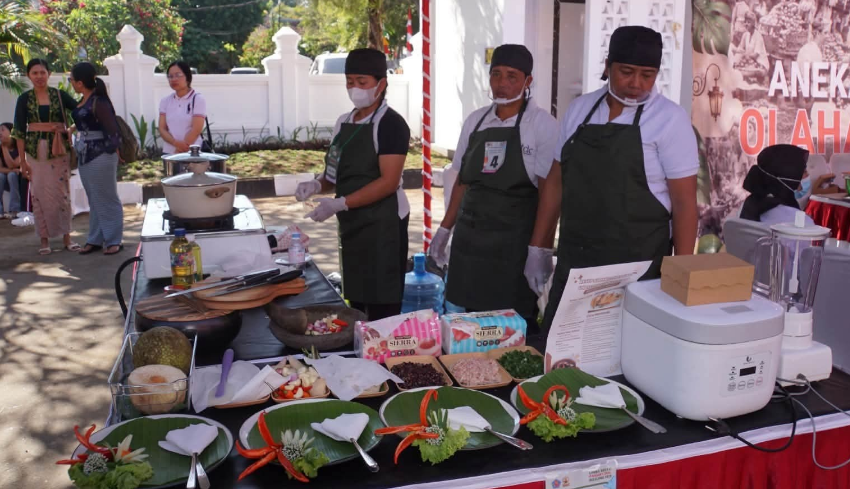 Lomba Kuliner di Buleleng Mengusung Bahan Baku 100 Persen Lokal Lomba Kuliner di Buleleng Mengusung Bahan Baku 100 Persen Lokal