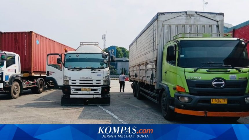 Mengapa Pintu Belakang Truk Kontainer Sering Terbuka: Penyebab dan Solusi