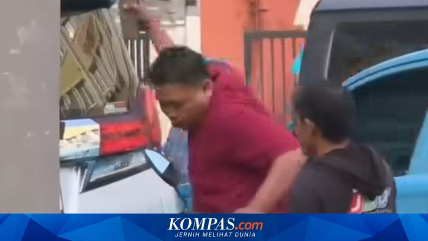 Mengelola Emosi di Jalan: Pelajaran dari Insiden Sopir Alphard dan Motor Rusak