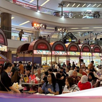 Menjelajahi Kelezatan Kuliner di Festival Kampung Legendaris Jakarta Barat