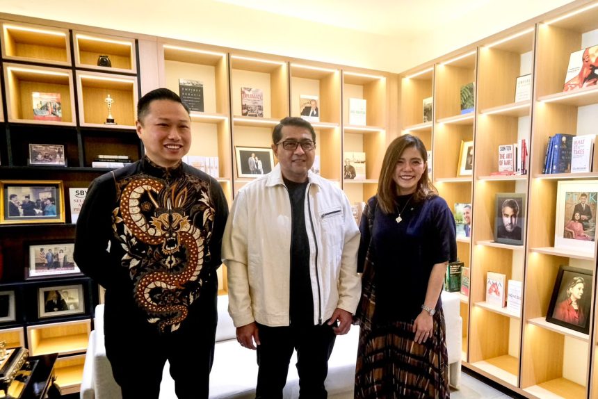 Menteri Ekonomi Kreatif Dukung Akc Library & Cafe: Sinergi Kuliner dan Literasi