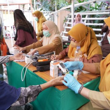 Pelindo Gelar Layanan Kesehatan Gratis untuk 200 Warga Rentan di Makassar Pelindo Gelar Layanan Kesehatan Gratis untuk 200 Warga Rentan di Makassar